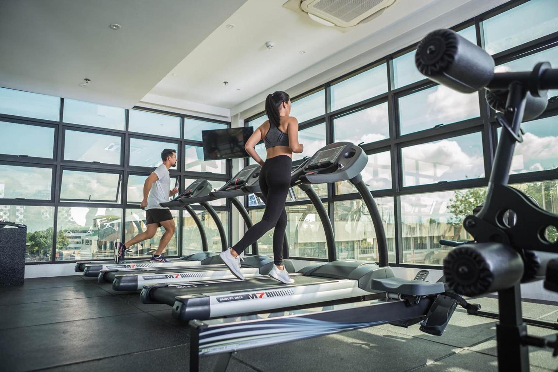 Stonehill Suites Баколод Экстерьер фото